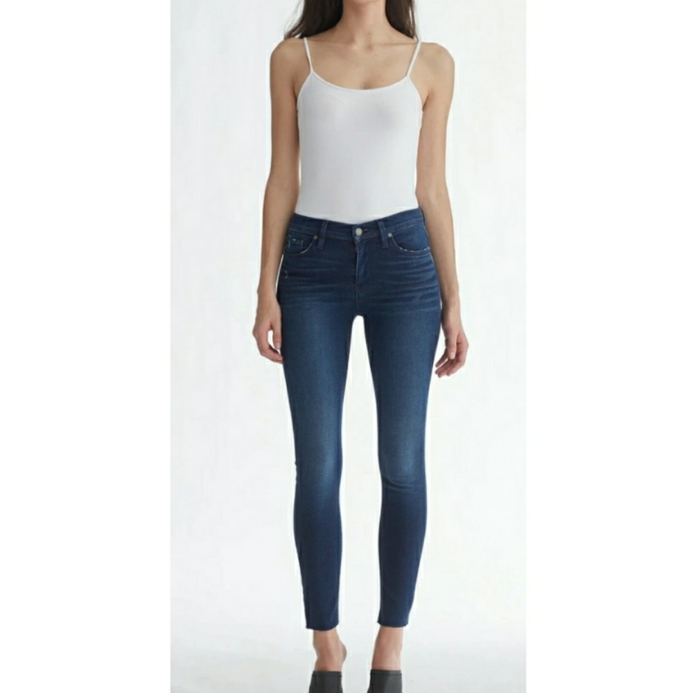 Nico Mid-Rise Super Skinny Jeans